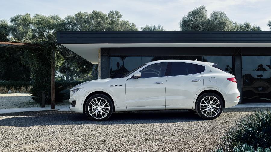 Maserati Levante 2016 года  (WW) (фото 30 из 52)